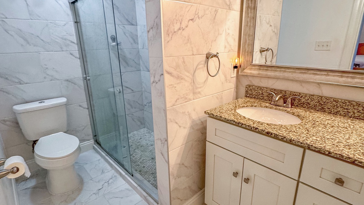 Photo of Bathroom in Myrtle Grove