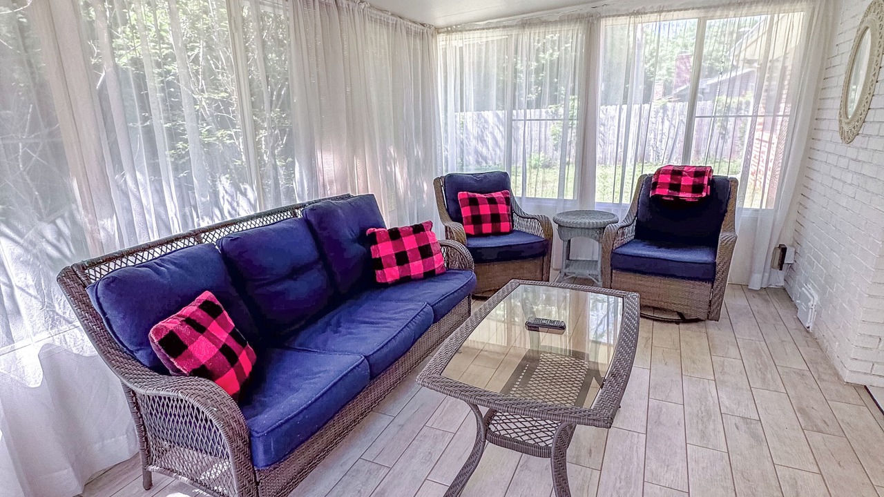 Photo of Livingroom in Myrtle Grove