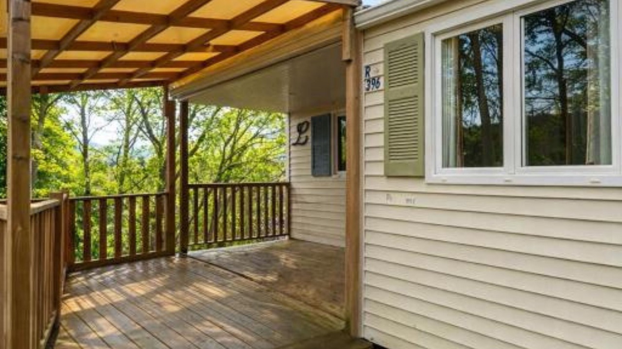 Photo of Patio Balcony in Pont-de-Salars