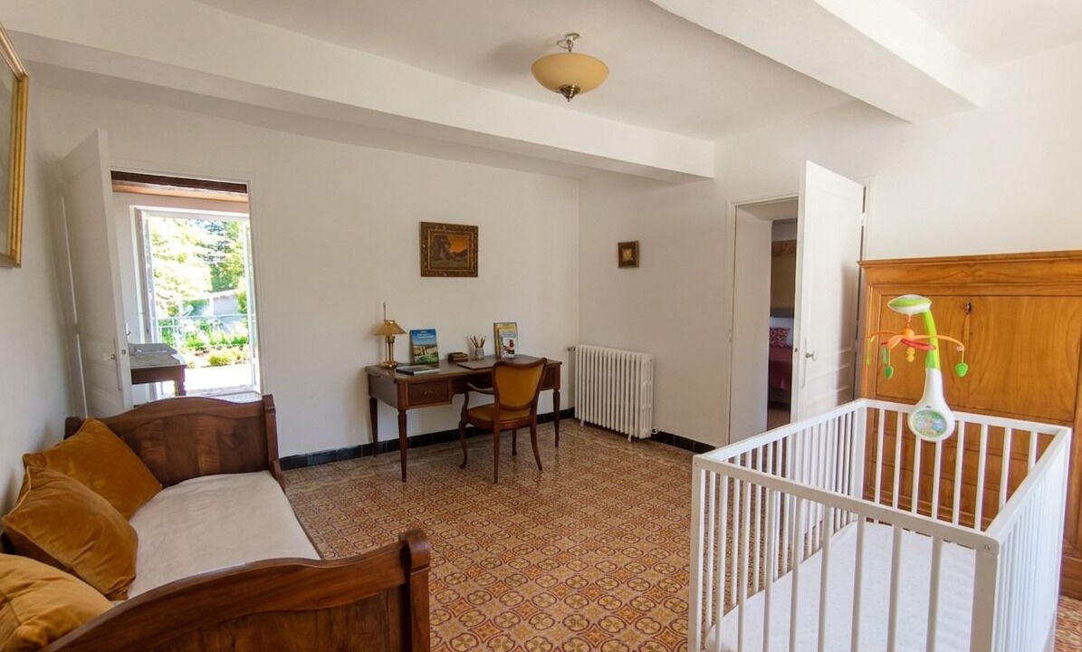 Photo of Bedroom in Malijai