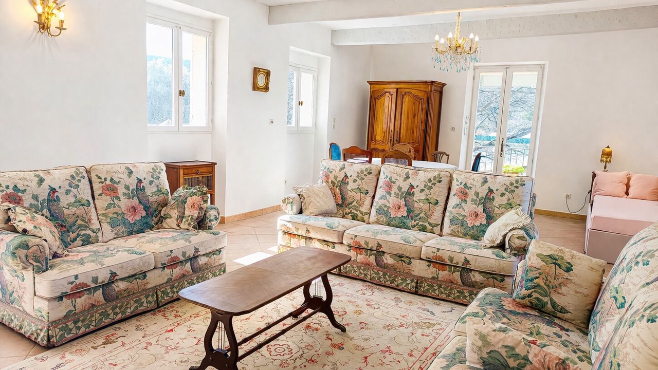 Photo of Livingroom in Malijai