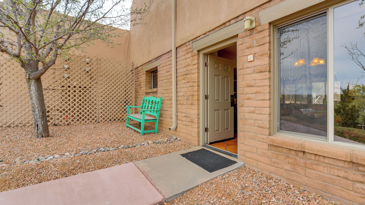 Photo of Patio Balcony in Northeast Santa Fe