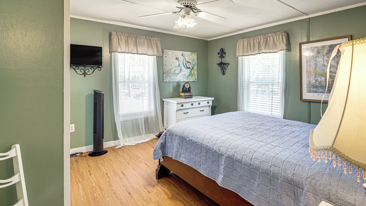 Photo of Bedroom in Higden