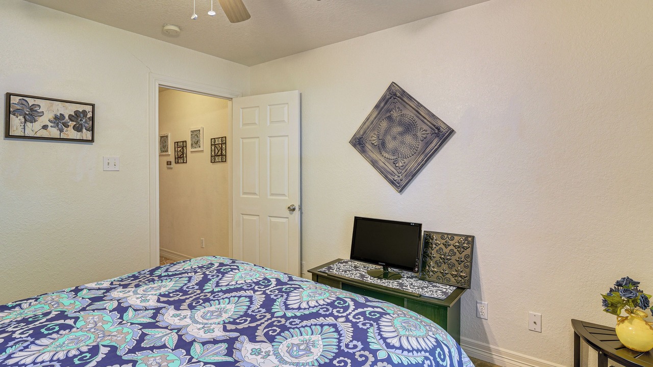 Photo of Bedroom in Alvin