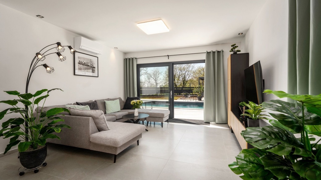 Photo of Livingroom in Mofardini