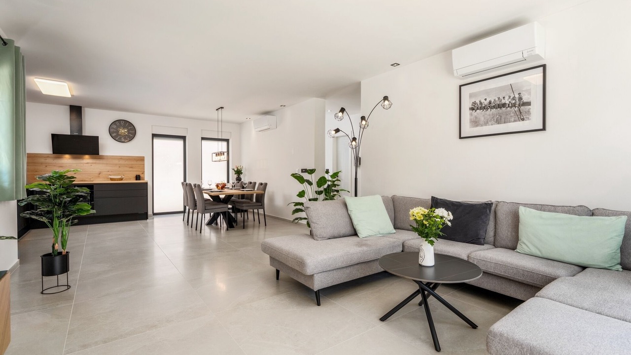 Photo of Livingroom in Mofardini