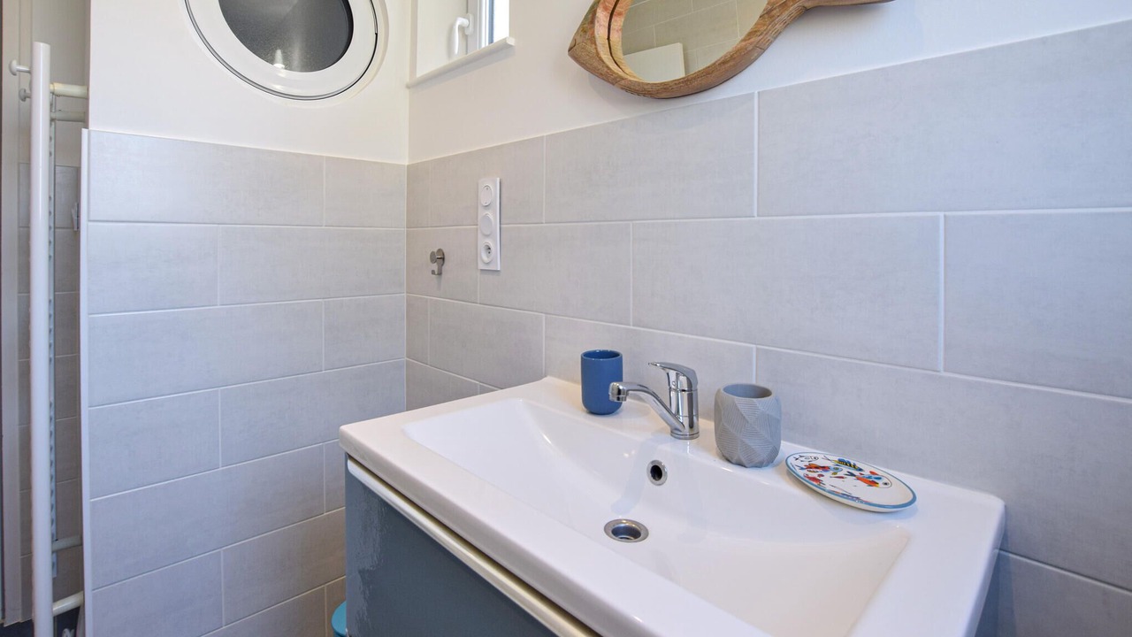 Photo of Bathroom in Bretteville-sur-Ay