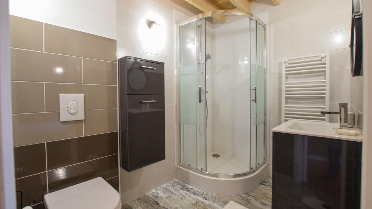 Photo of Bathroom in Bretteville-sur-Ay