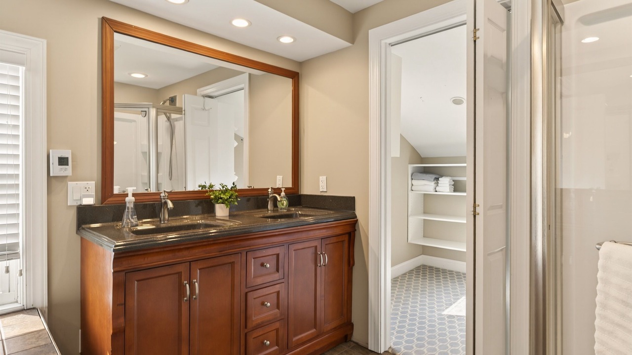 Photo of Bathroom in Hilton