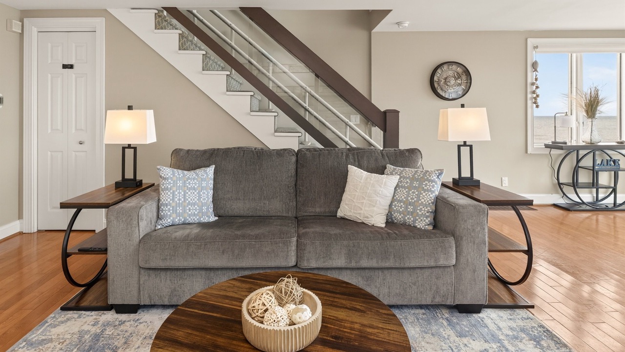 Photo of Livingroom in Hilton