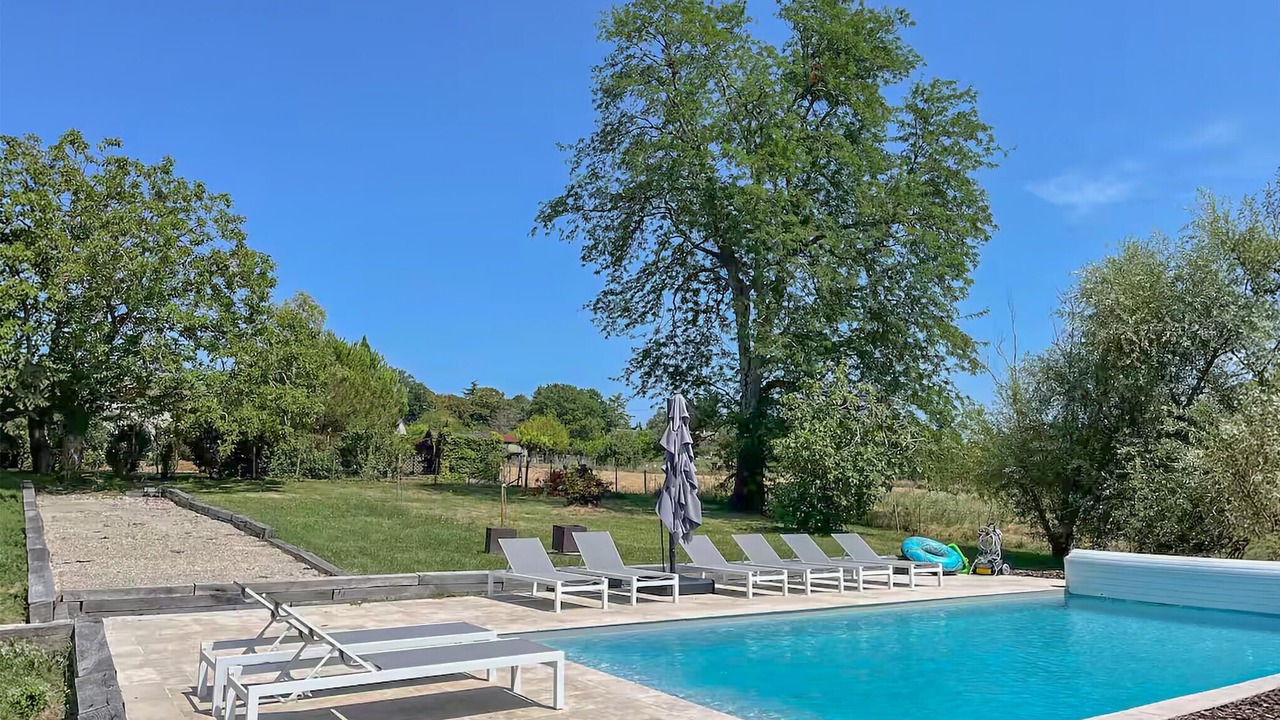 Photo of Outdoor in Saint-Aubin-de-Cadelech