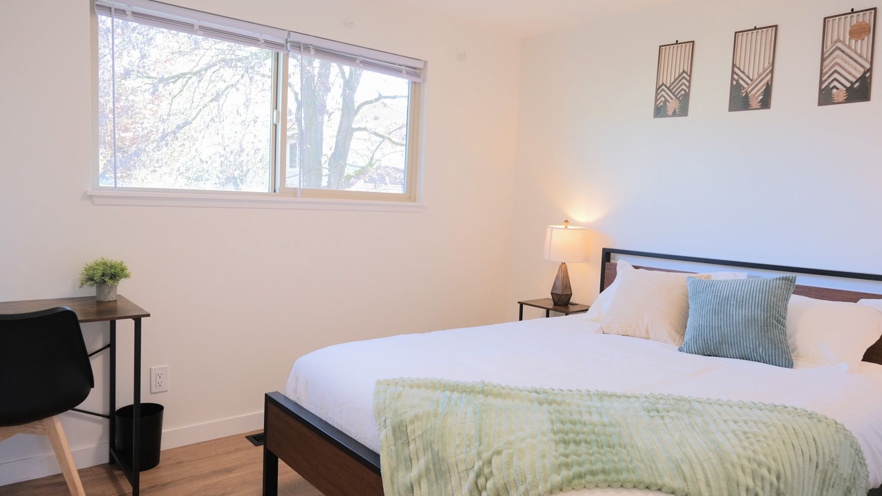 Photo of Bedroom in Burien