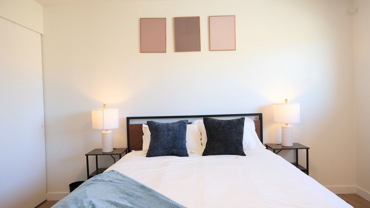 Photo of Bedroom in Burien