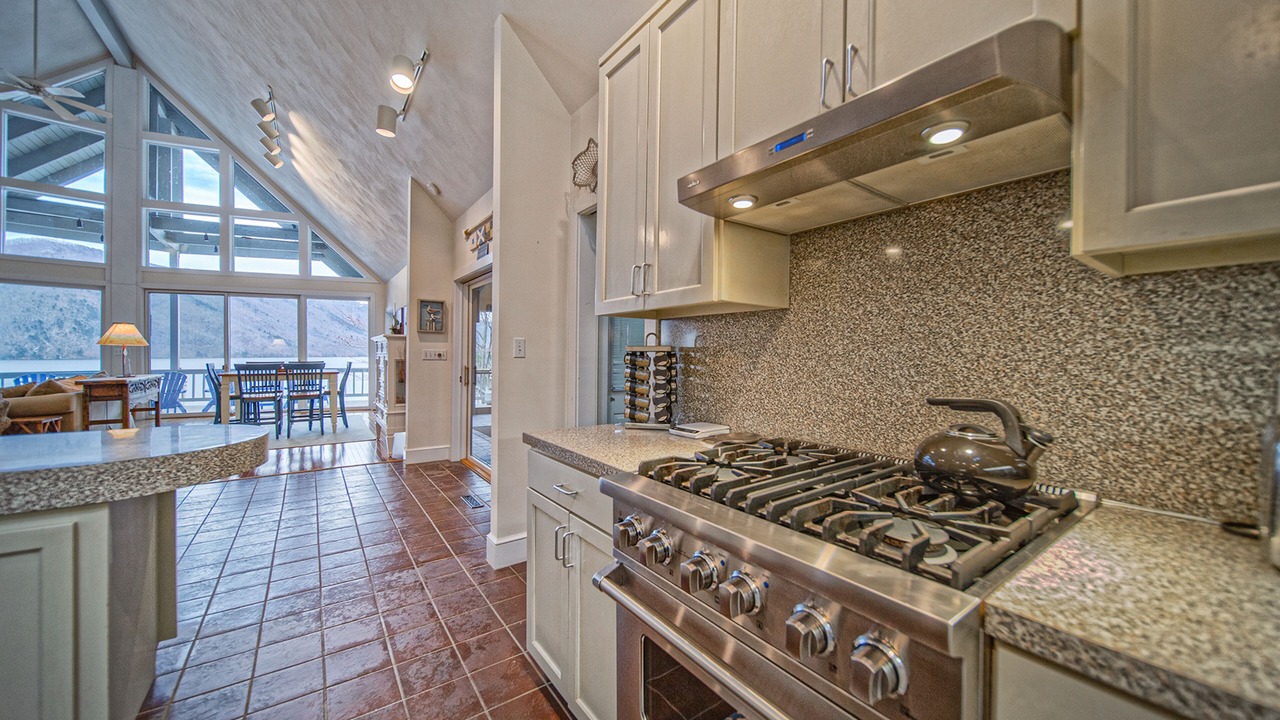 Photo of Kitchen in Huddleston