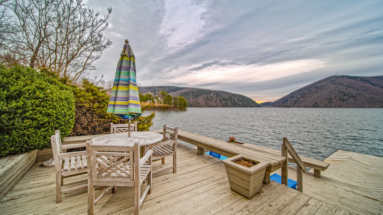Photo of Outdoor in Huddleston