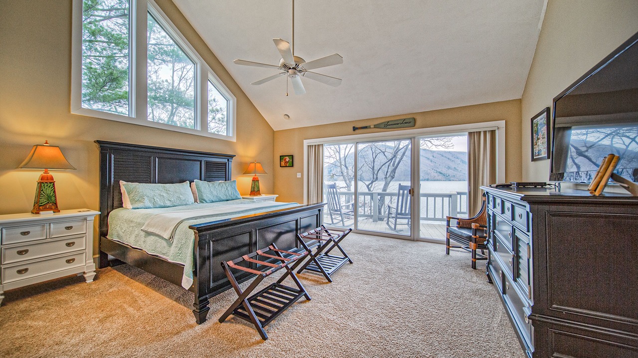 Photo of Bedroom in Huddleston