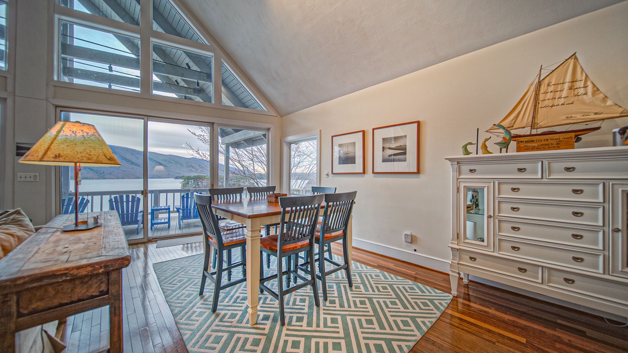 Photo of Others in Huddleston