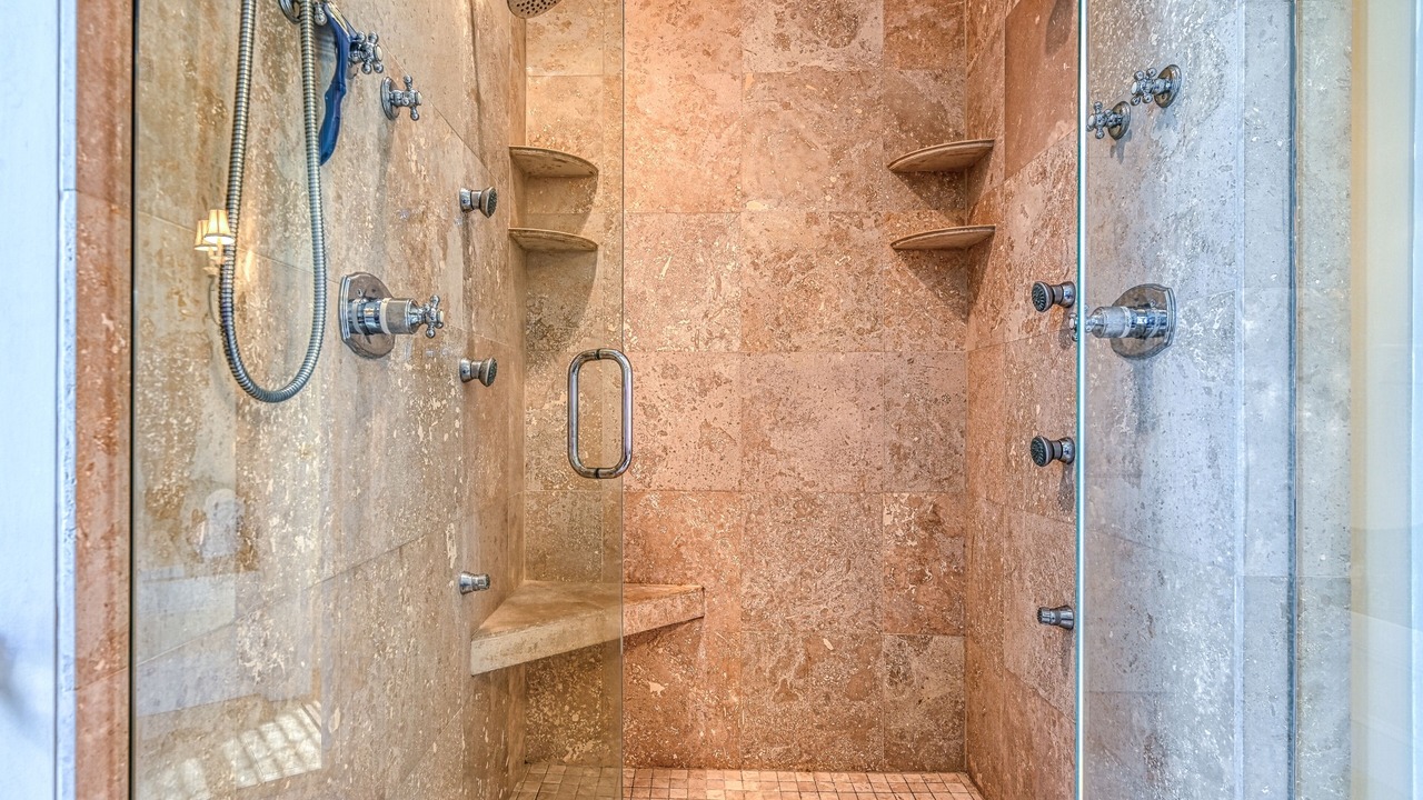 Photo of Bathroom in Moneta