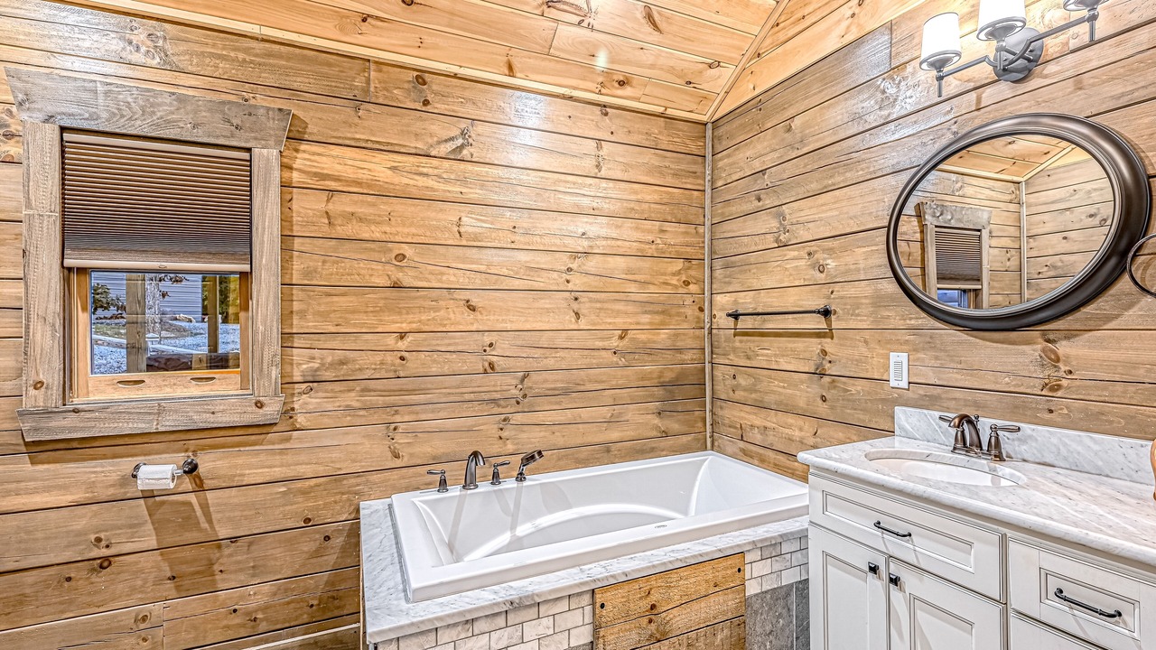 Photo of Bathroom in Moneta