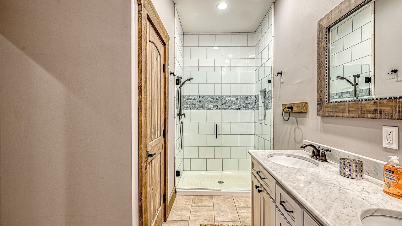 Photo of Bathroom in Moneta