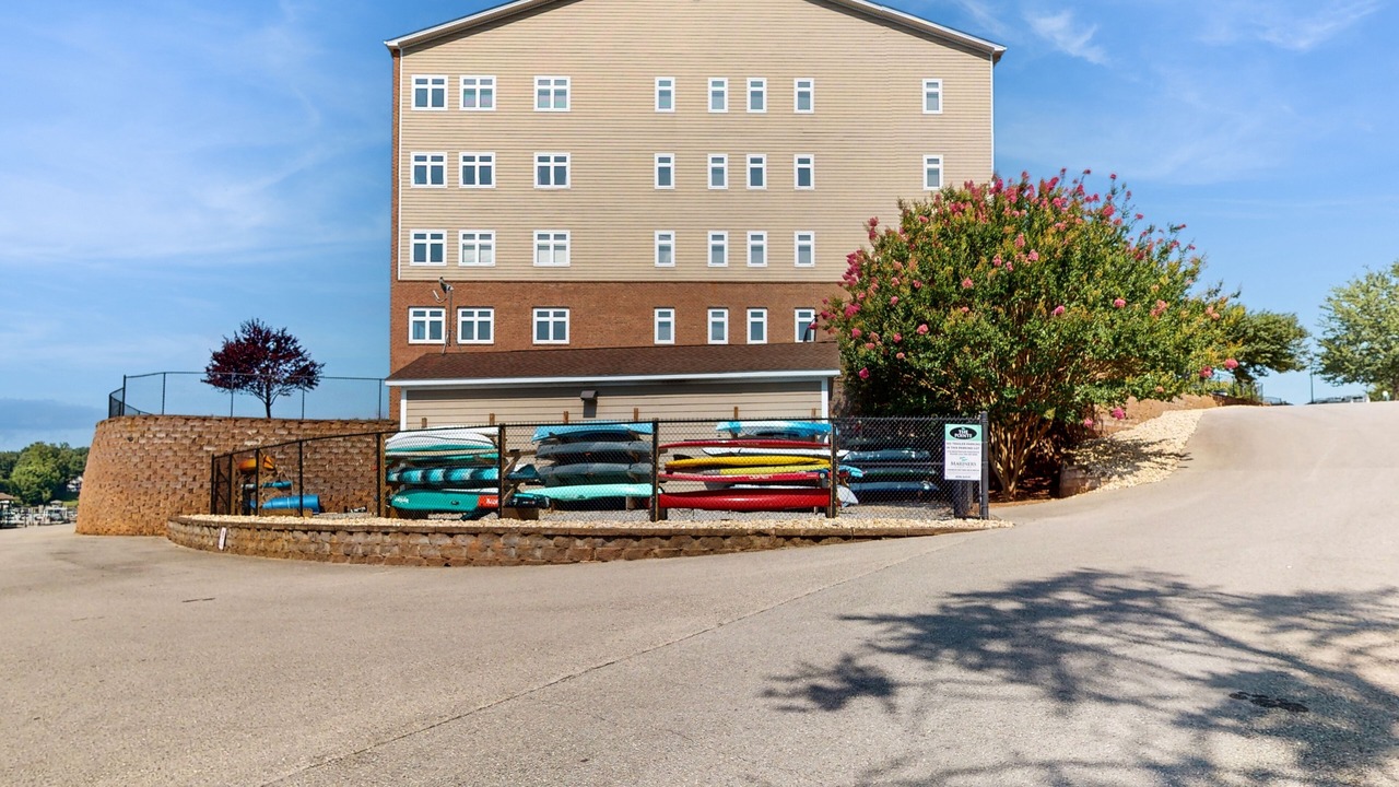 Photo of Outdoor in Huddleston