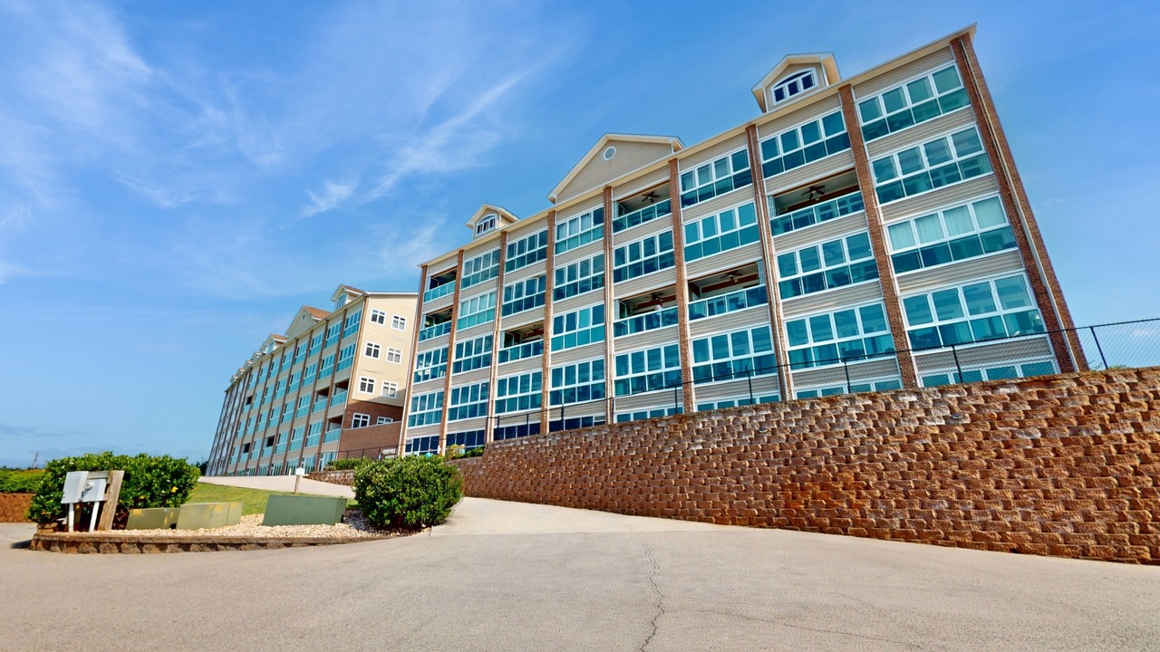 Photo of Outdoor in Huddleston
