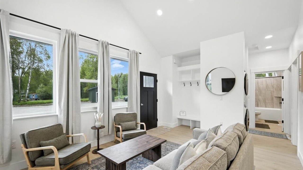 Photo of Livingroom in Fishhook
