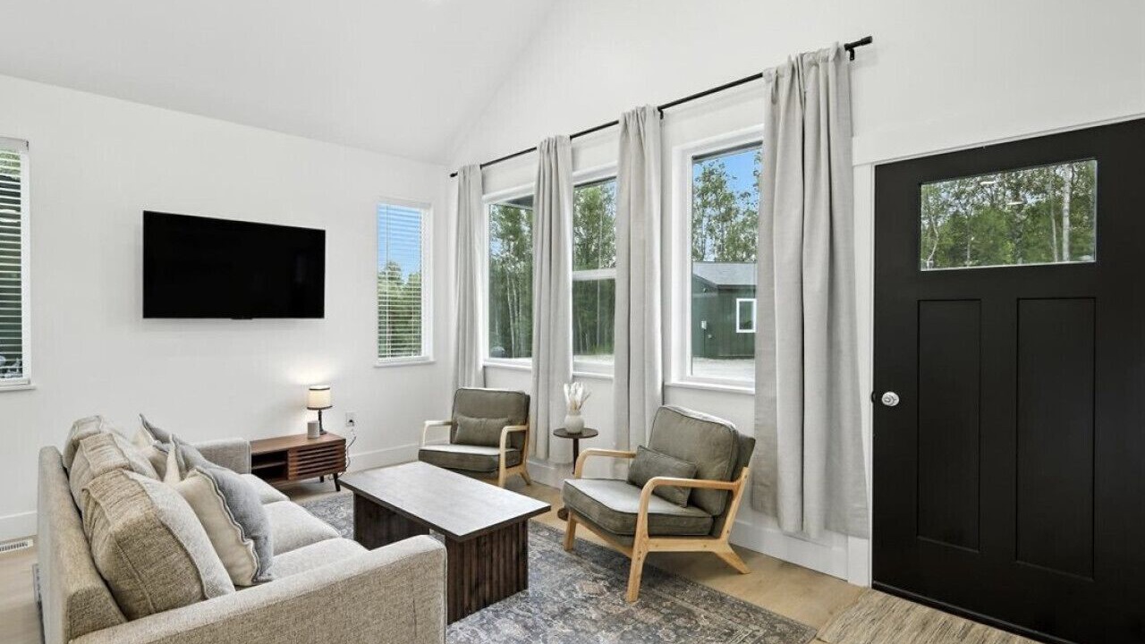 Photo of Livingroom in Fishhook