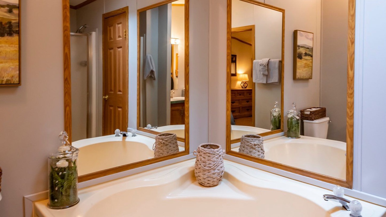 Photo of Bathroom in Unionville