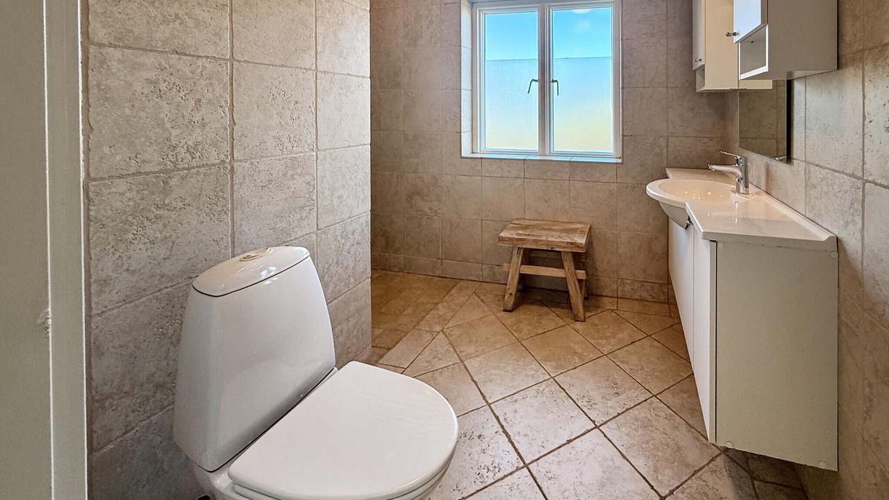 Photo of Bathroom in Trans