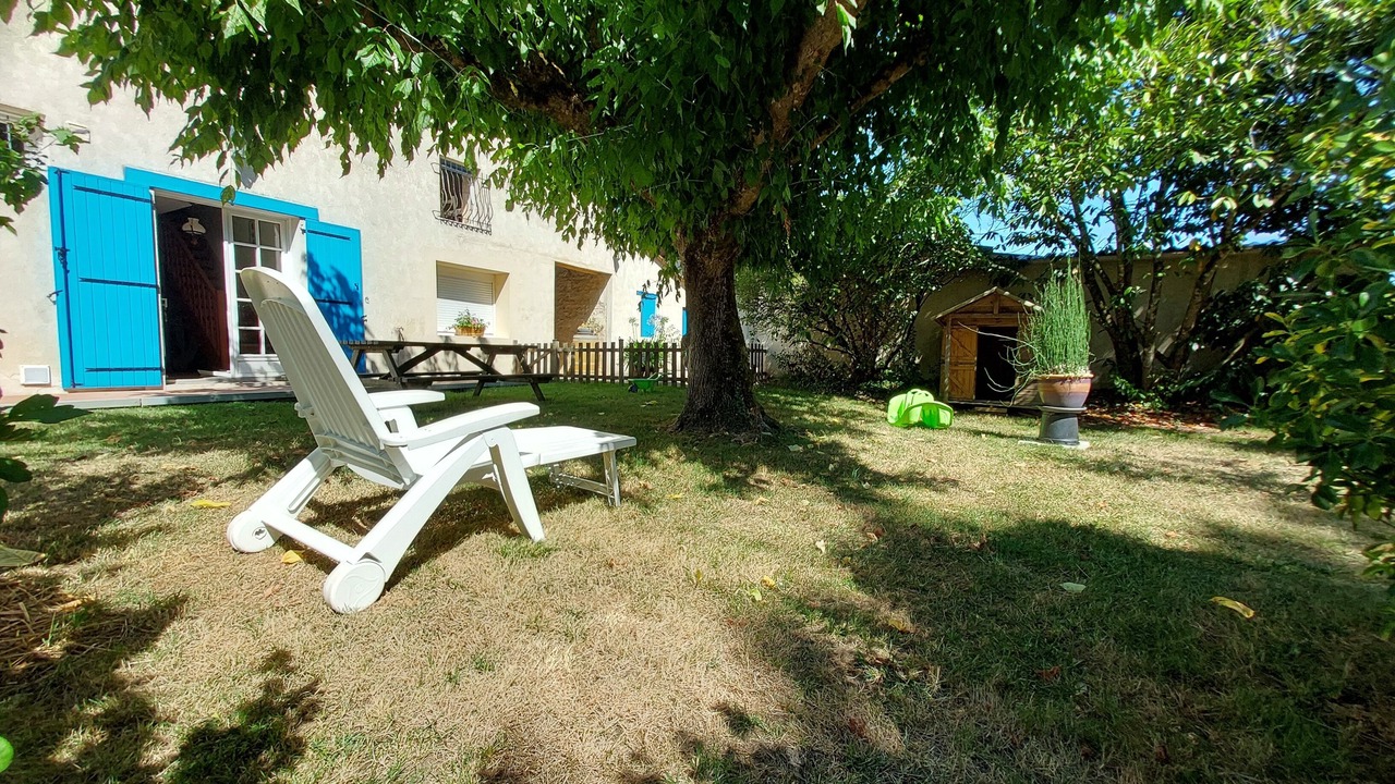 Photo of Outdoor in Soumeras