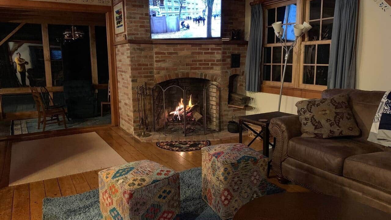 Photo of Livingroom in New Haven