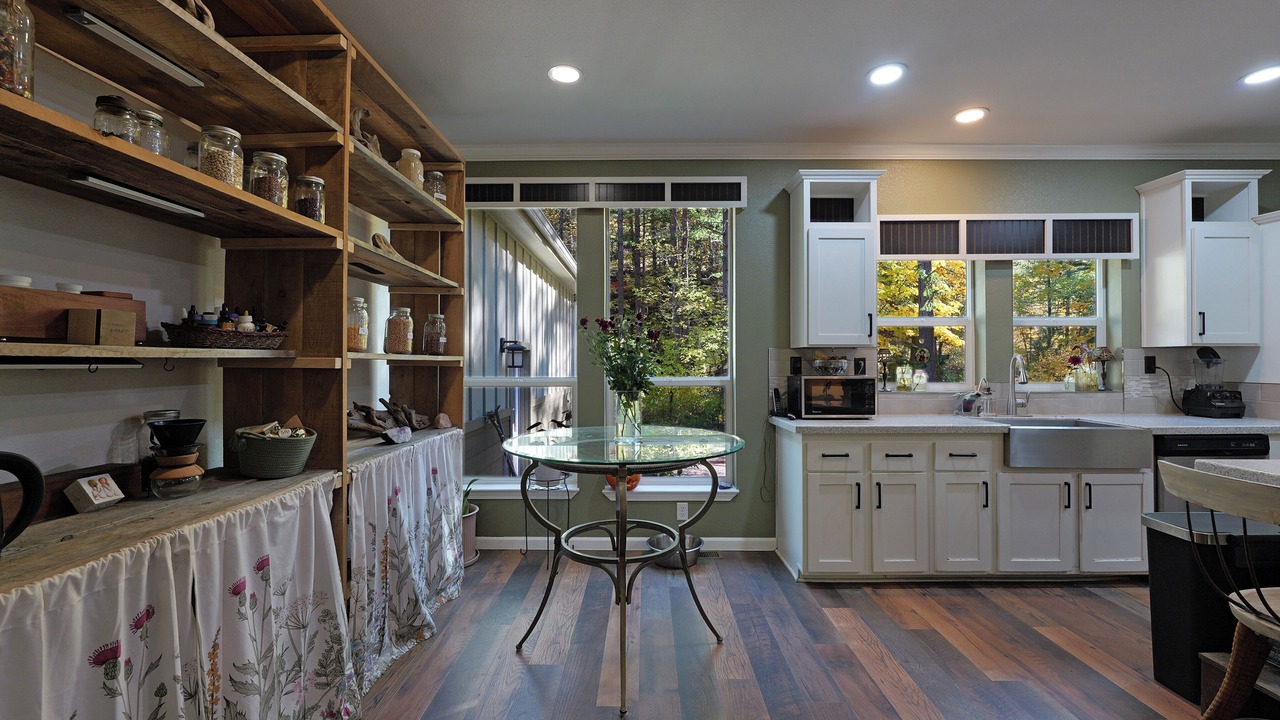 Photo of Kitchen in Trail