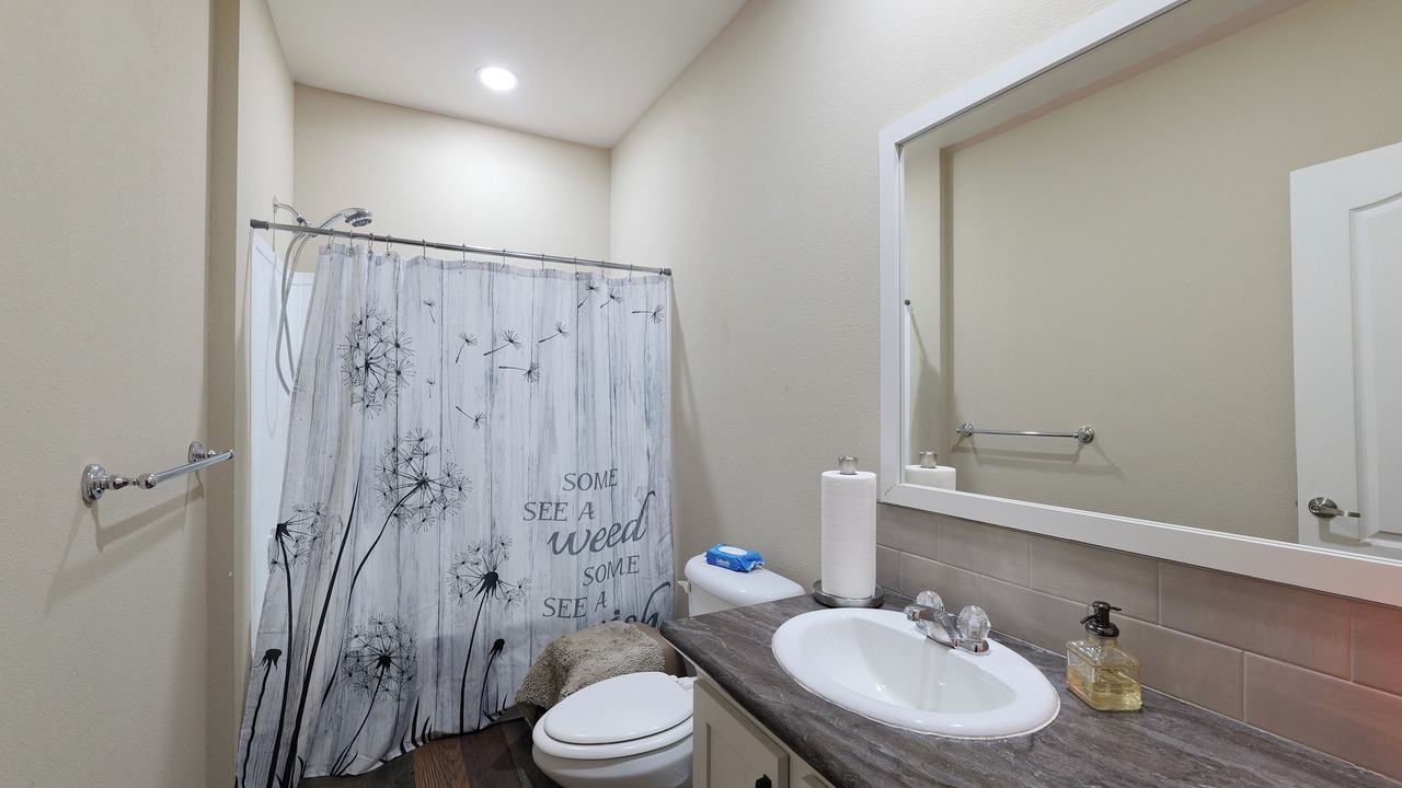 Photo of Bathroom in Trail