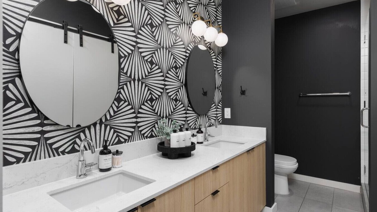 Photo of Bathroom in Downtown Nashville