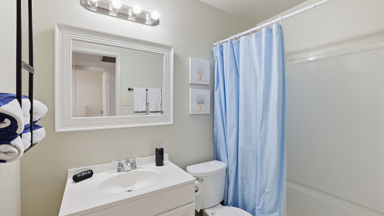Photo of Bathroom in Tempe Gardens