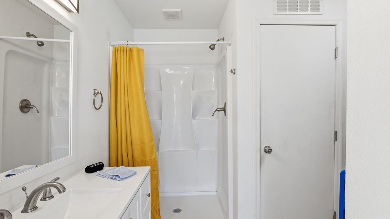 Photo of Bathroom in Tempe Gardens