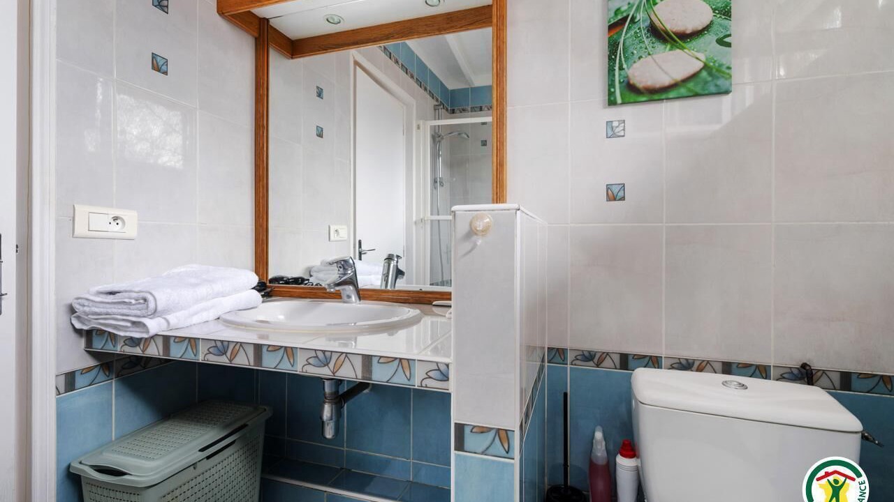 Photo of Bathroom in Gournay-en-Bray