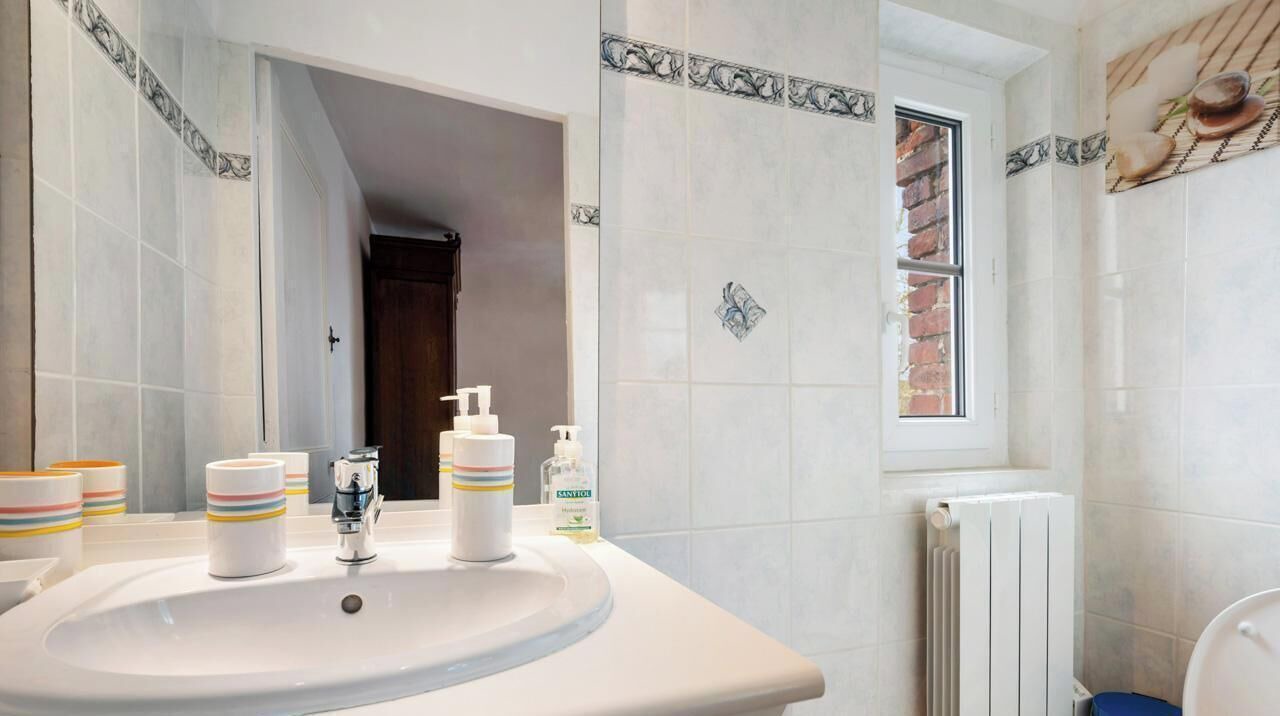 Photo of Bathroom in Gournay-en-Bray