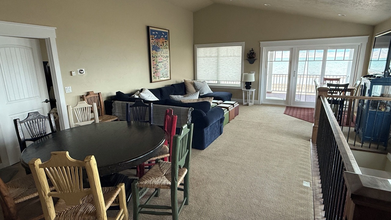 Photo of Livingroom in St. Charles
