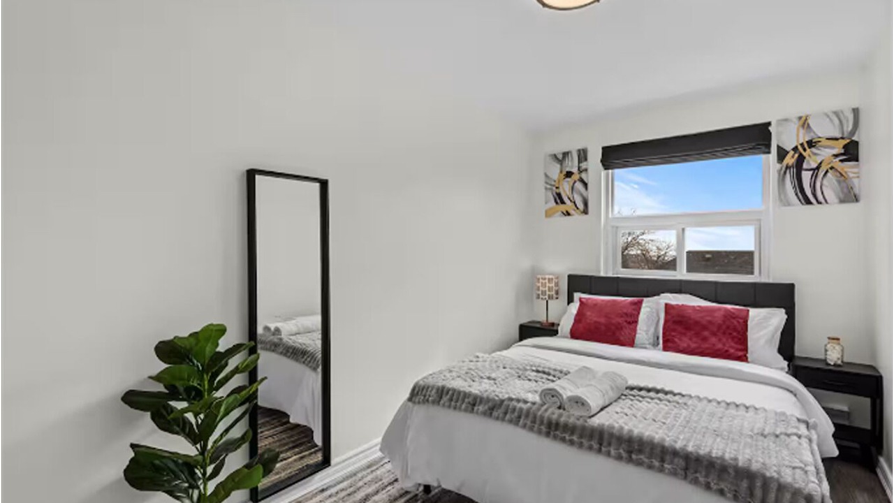 Photo of Bedroom in The Beaches