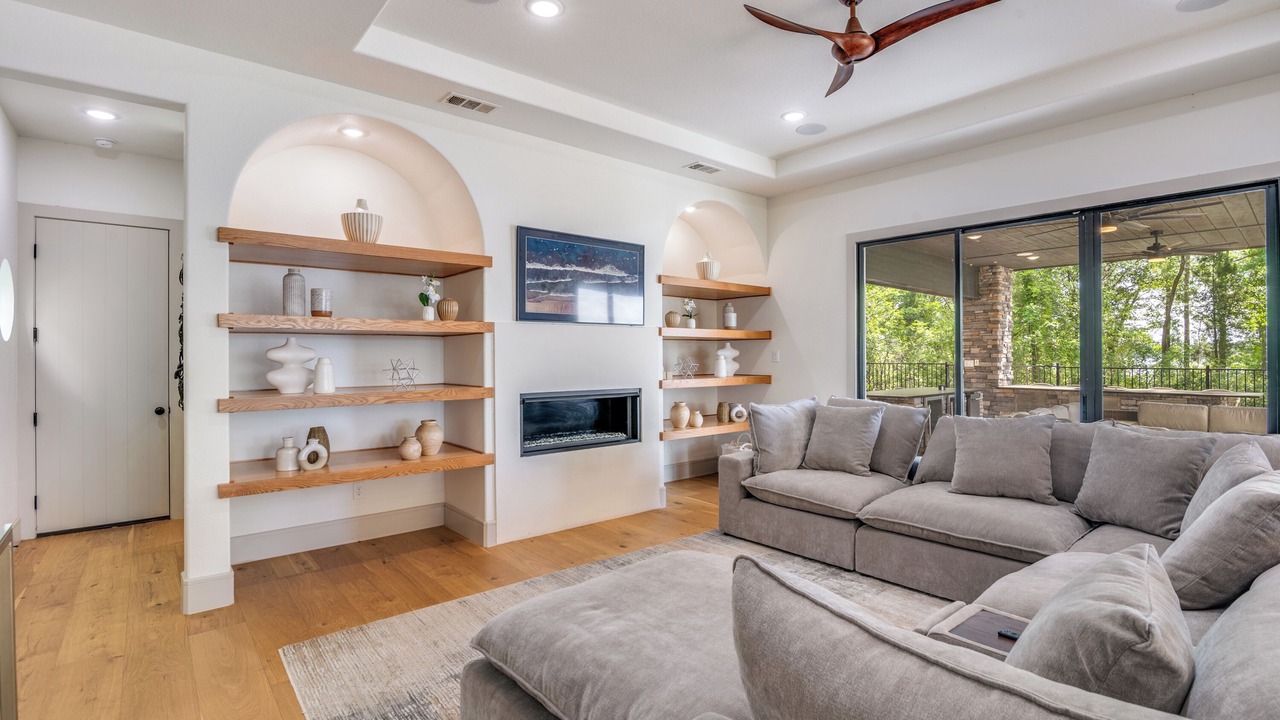 Photo of Livingroom in Caney City