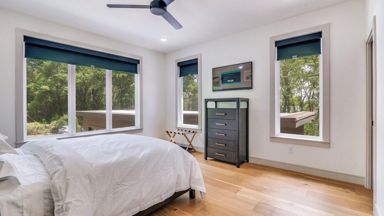 Photo of Bedroom in Caney City