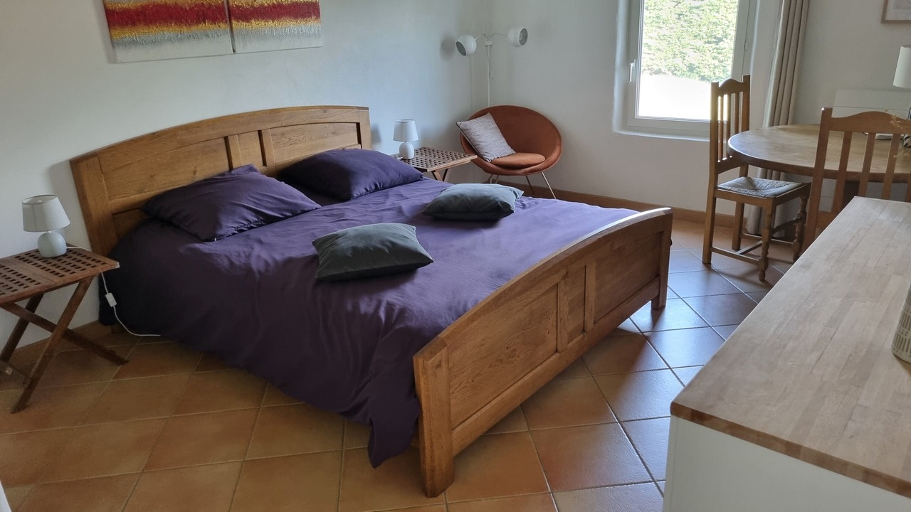Photo of Bedroom in Saint-Julien-de-Peyrolas