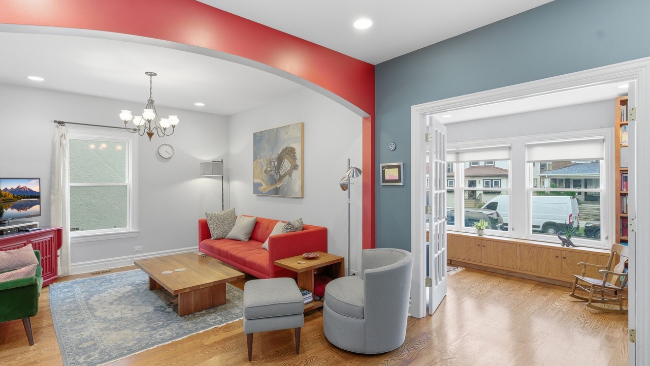 Photo of Livingroom in Albany Park