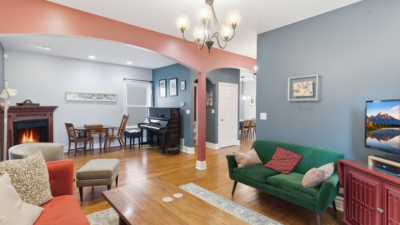 Photo of Livingroom in Albany Park