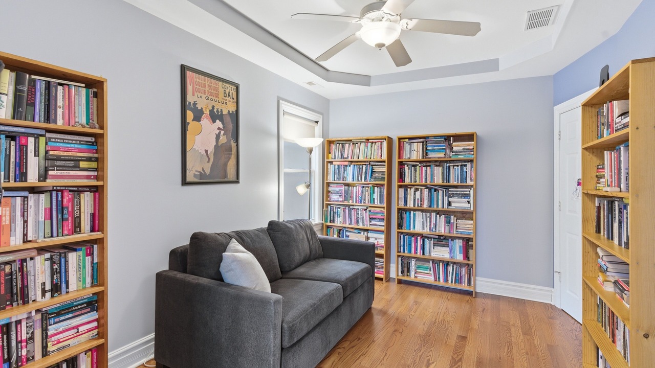 Photo of Livingroom in Albany Park