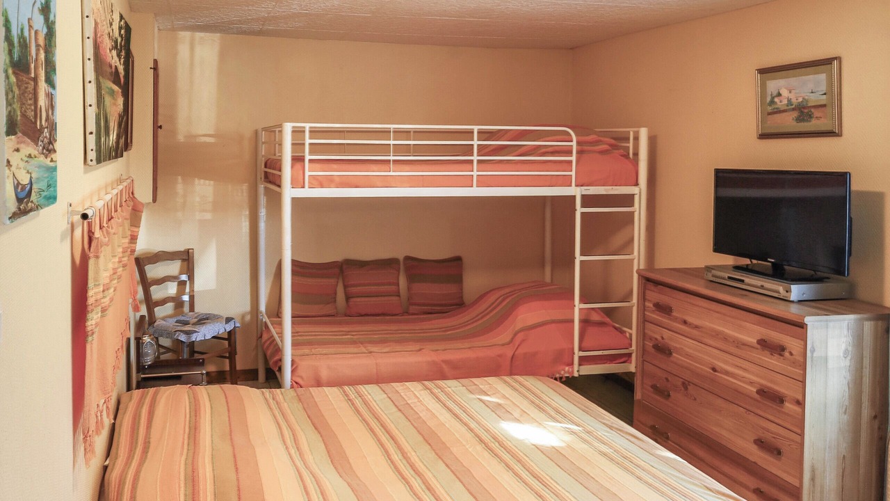 Photo of Bedroom in Beaussais-sur-Mer