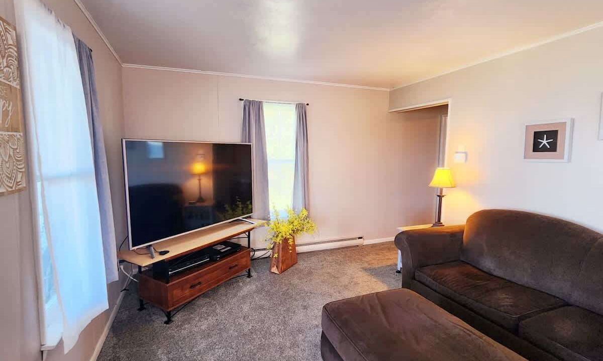 Photo of Livingroom in Bridgeport