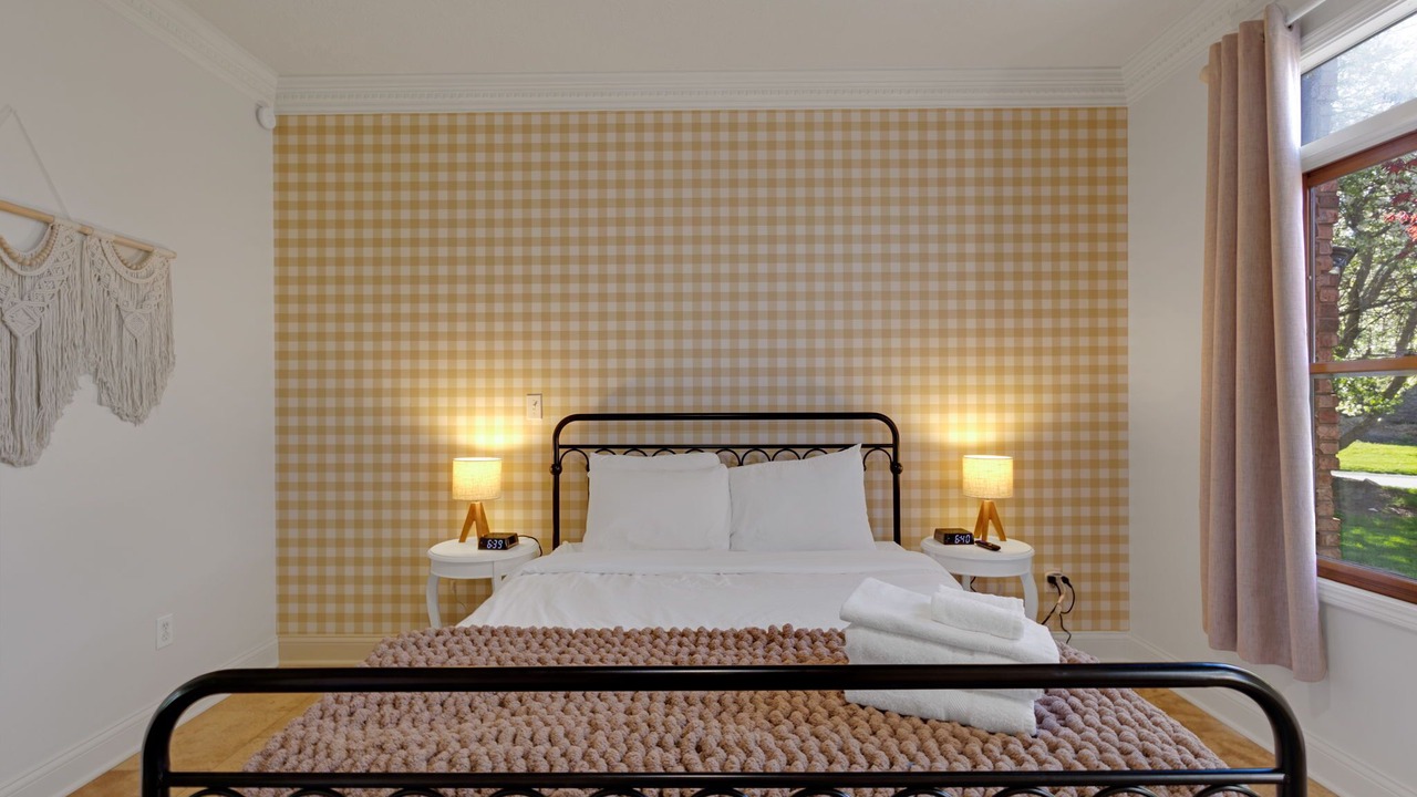 Photo of Bedroom in Greenwood